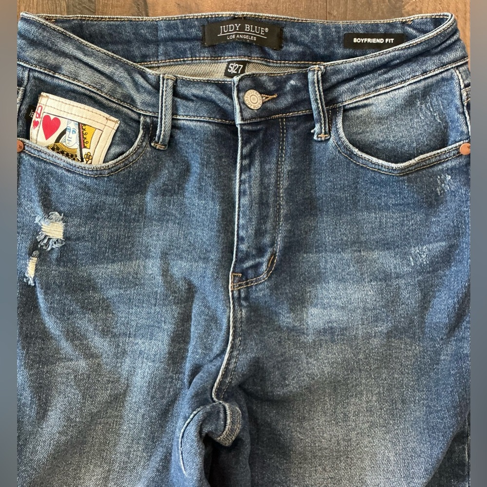 Judy Blue Women’s Boyfriend Fit Queen of Hearts Jeans (Size 5/27) - Picture 5 of 11